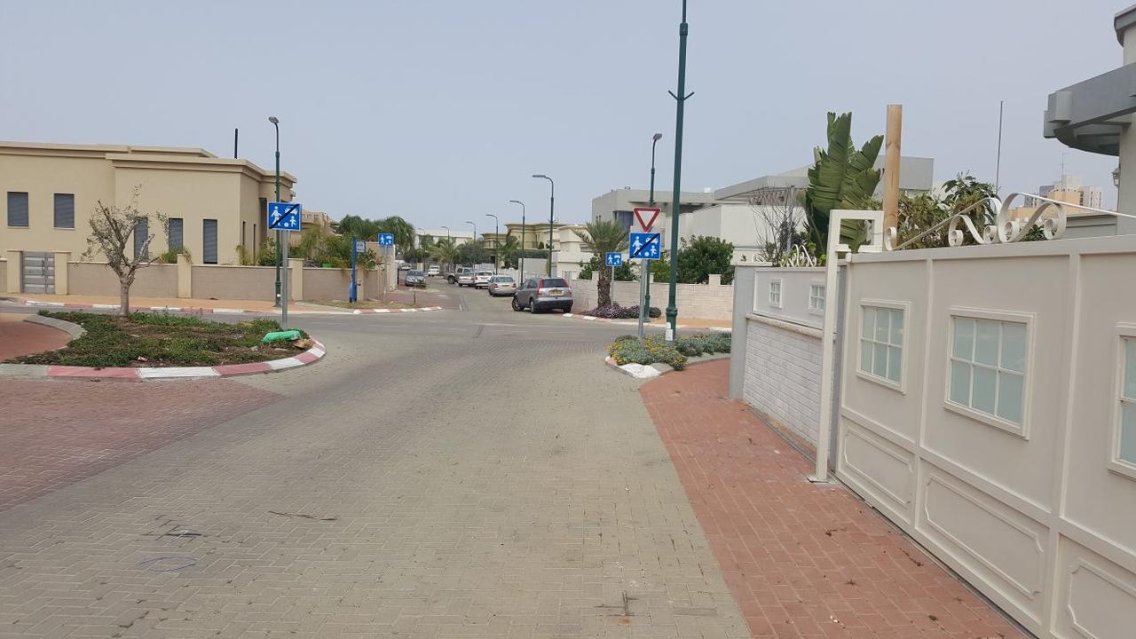 Regina'S Place Or Akiva Ngoại thất bức ảnh